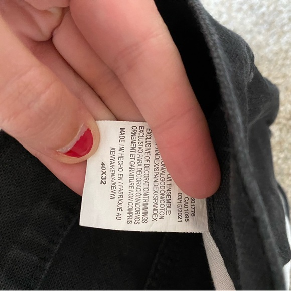 Dickies Black Men's pants, Size 40x32 - Picture 3 of 3